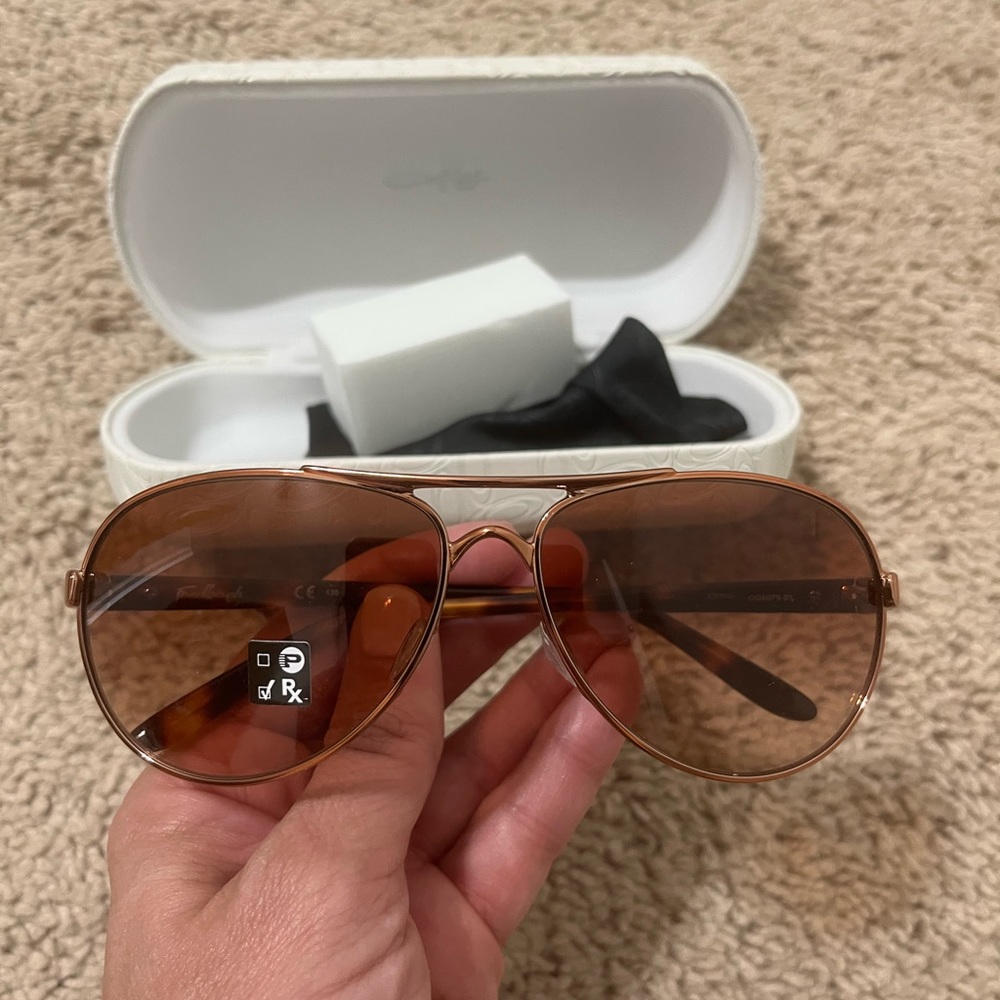 Oakley Feedback OO4079 Rose Gold Frame; Brown Gradient Lenses